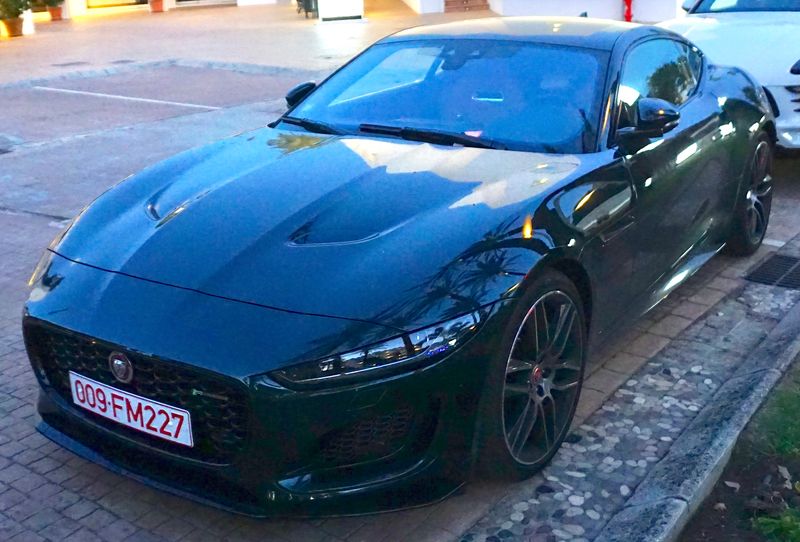 Matrícula diplomática 009, representando o país Arábia Saudita