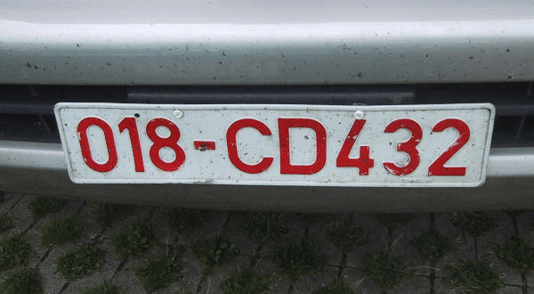 Matrícula diplomática 018, representando o país Bélgica