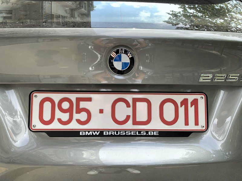 Matrícula diplomática 095