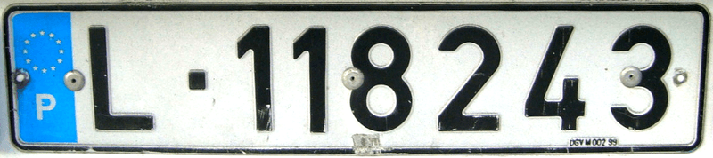 Matrícula de reboque no formato de 1992